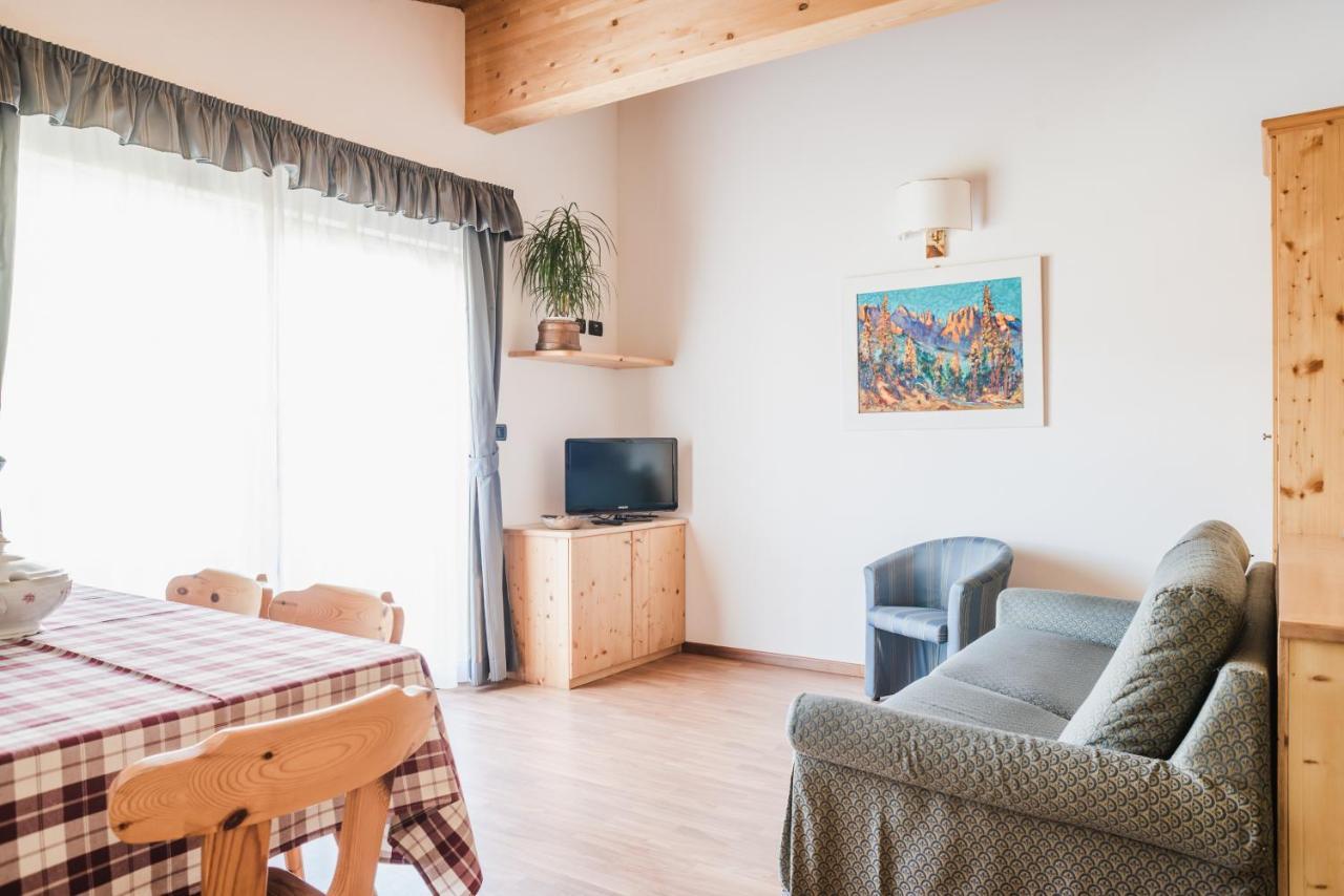 Residence Dolomia Pozza di Fassa Esterno foto