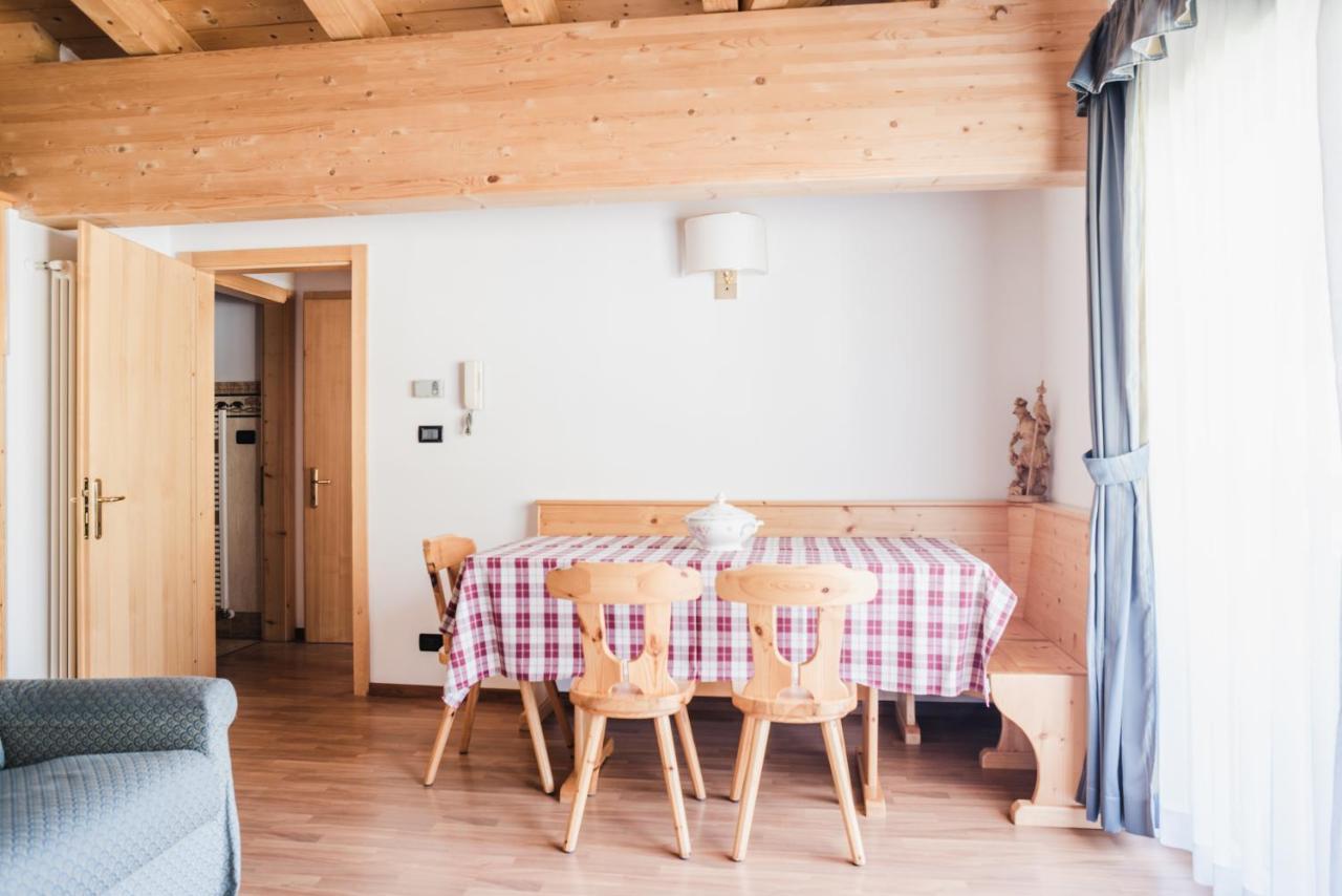 Residence Dolomia Pozza di Fassa Esterno foto