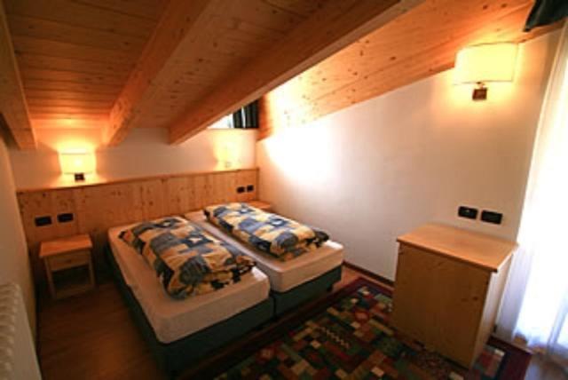 Residence Dolomia Pozza di Fassa Camera foto